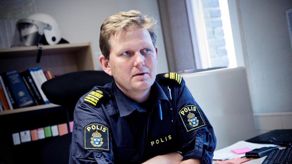 "Jag skulle säga att det är en kombination av samhällsutvecklingen och att polisen ibland har saknat resurser", säger Fredrik Lindfors, lokalpolisområdeschef i Jönköping.