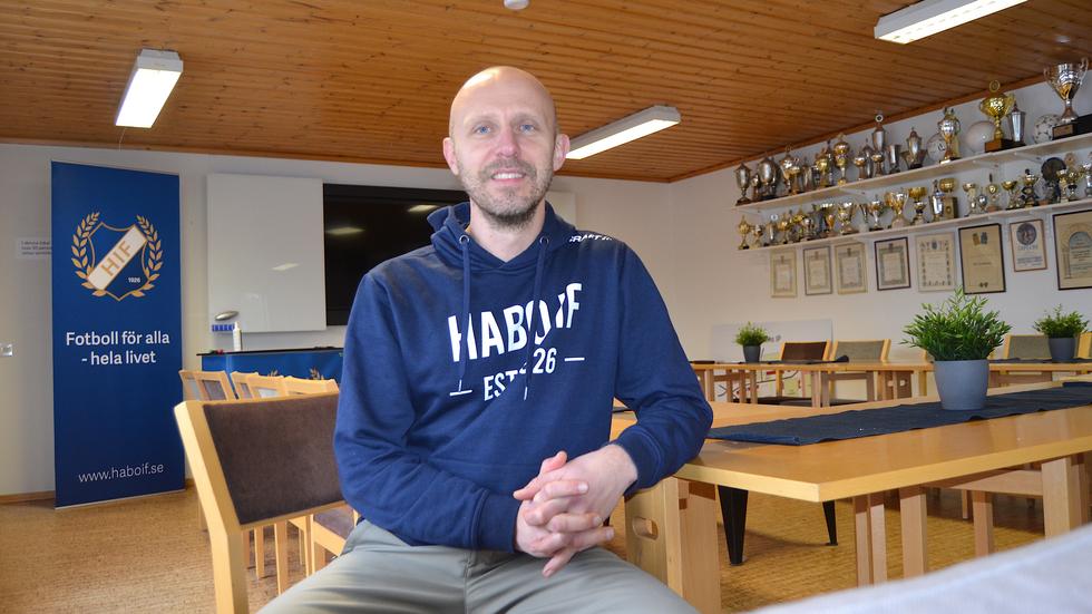 Niklas Bohman, verksamhetsledare i Habo IF, vill att klubblokalen ska bli ett naturligt häng för barn och ungdomar. 