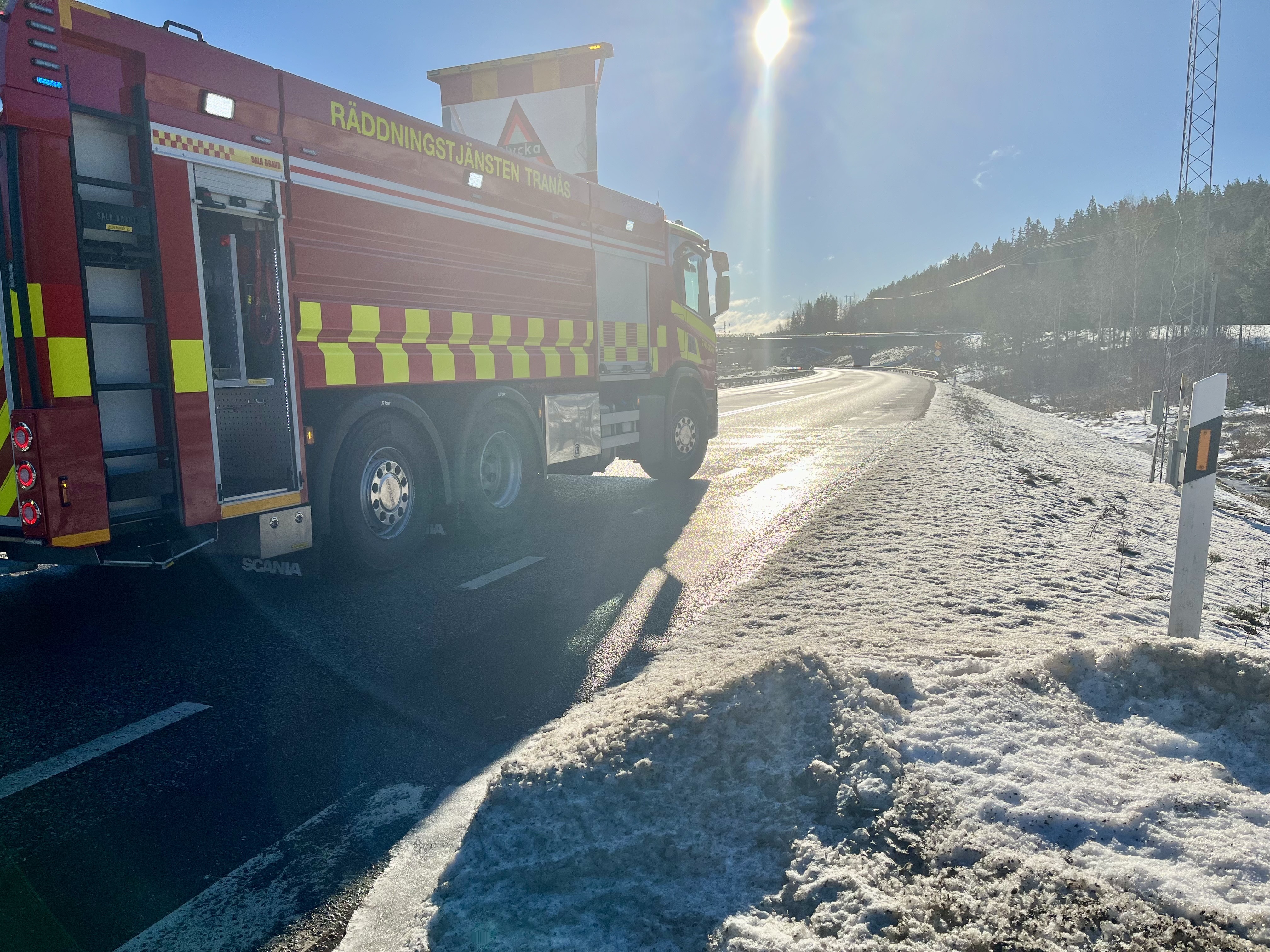 Blixthalka Två Olyckor På Riksväg 32 Trafik Stoppad Tranås Tidning 