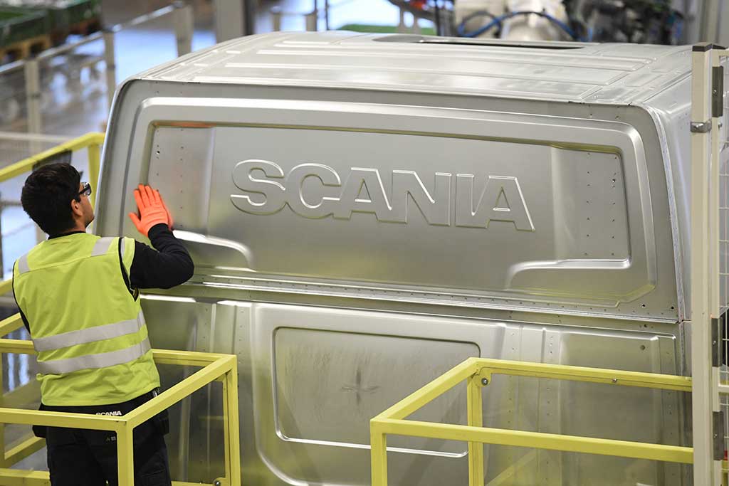 Scania-ägaren slår förväntningarna