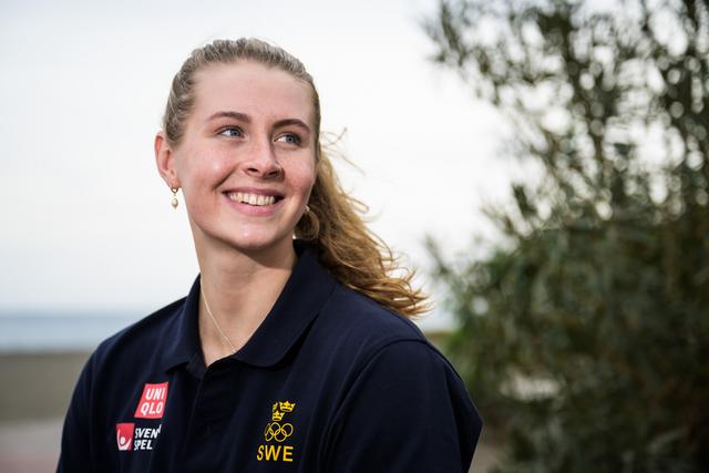 I lucka ett finns en etta: Sophie Hansson är uppvuxen i Ramlösa och representerar Helsingborgs simsällskap. Senaste svenska rekord slog hon 18 november.