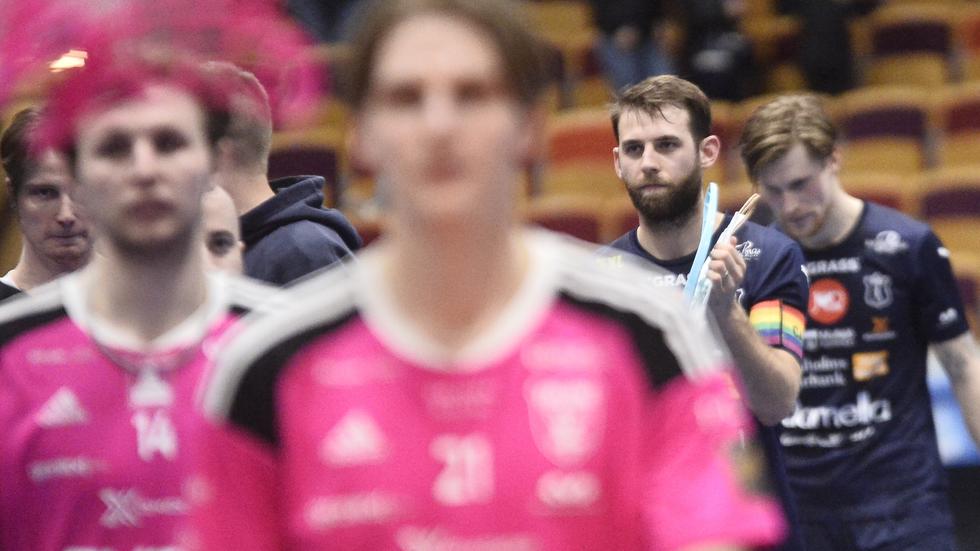 Falun vann med 4–0 i matcher i kvartsfinalen mot Mullsjö AIS. För lagkaptenen Daniel Gidske, som har gjort tio raka säsonger i Mullsjö, blev torsdagens match den sista i Nyhemshallen. Nu lämnar han Mais och flyttar till Norge. 