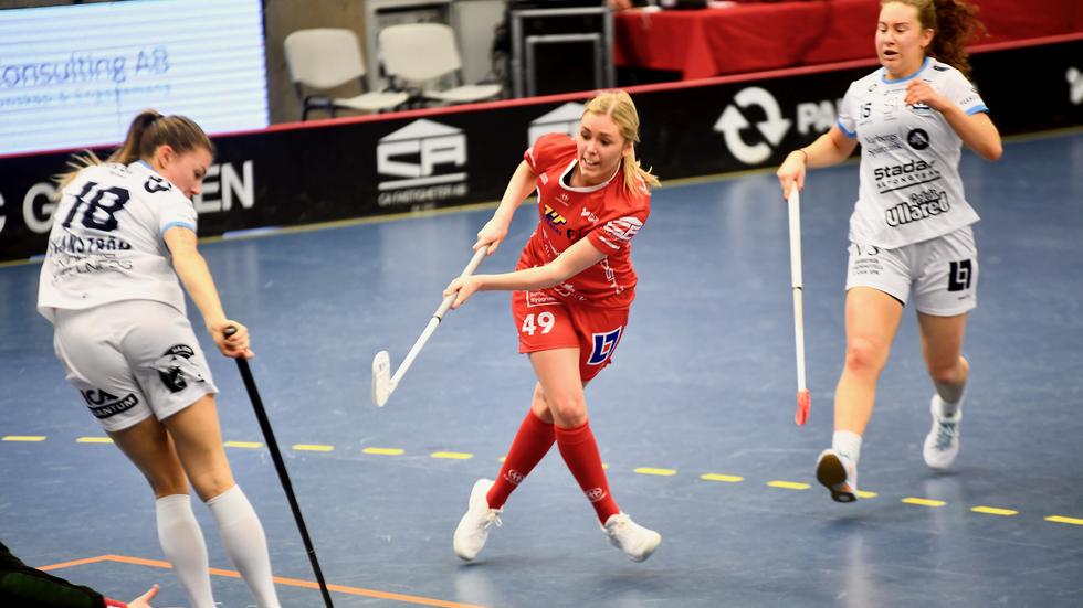 Tvåmålsskytten Alicia Zälle utsågs till bästa hemmaspelare när Jönköpings IK föll med 7–10 hemma mot Warberg.