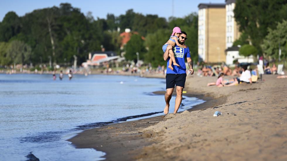 I takt med att klimatet förändras blir heta dagar allt fler. Om 50 år väntas Jönköping ha mellan fem och tolv dagars sammanhängande värmebölja en typisk sommar. Det visar Newsworthys analys av data från SMHI.
