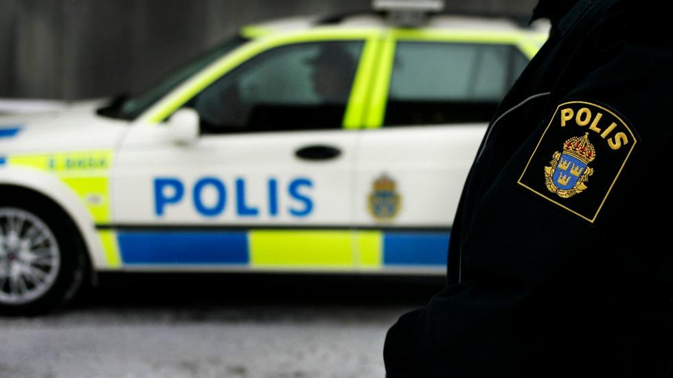 Polis har kallats till platsen vid en trafikolycka på Solåsen.