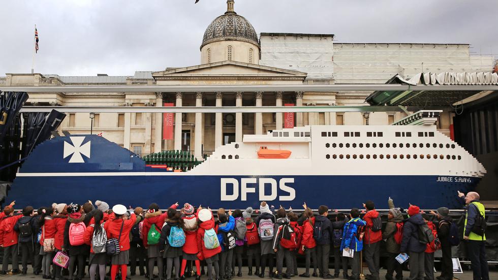 Ett av DFDS fartyg är byggt i Lego. Troligen kommer annat byggnadsmaterial att användas i bolagets logistikanläggning på Södra Stigamo.
Bild: Oliver Dixon/Imagewise