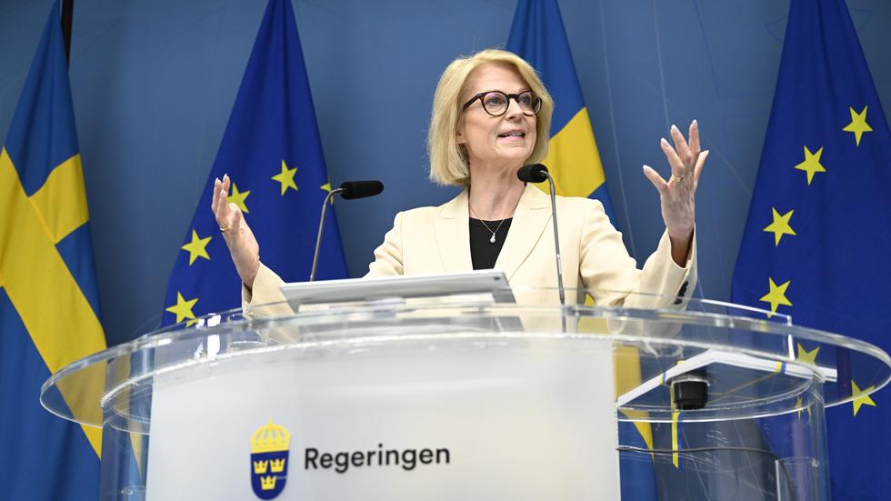 Finansminister Elisabeth Svantesson (M) lovar inget.