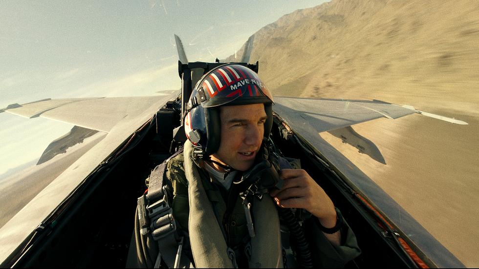 Tom Cruise gör åter sin paradroll som Pete "Maverick" Mitchell i uppföljaren "Top Gun: Maverick". 
Pressbild: Paramount Pictures/AP