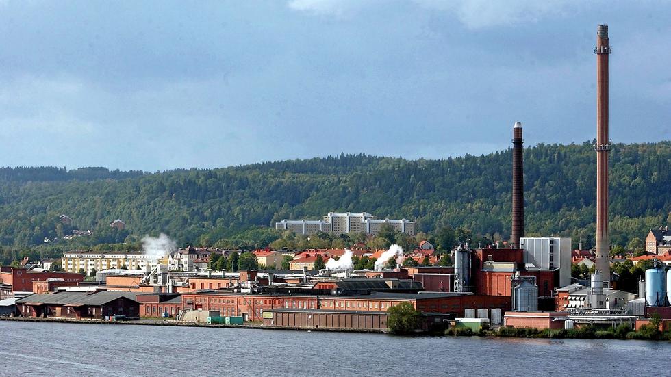 Anrika Munksjöfabriken för några år sedan, nu kommer koncernen med stor sannolikhet få nya ägare.