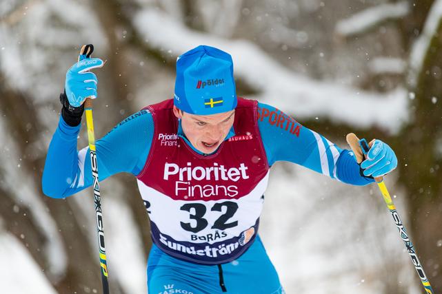 Filip Rosjö ställer upp i både distansloppet och i sprintloppet till helgen. På lördagen får han mäta sina krafter med OS-hoppet Oskar Svensson. Se tävlingarna live på JP/Jnytt.