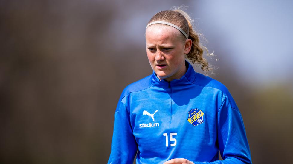 Emma Widesjö blev målskytt i Eskilsminnes premiärseger mot Örgryte: ”Även om det var lite böljande och bollen inte studsade vår väg kändes det som att vi hade kontroll. När vi väl fick in andra målet började vi dominera.”