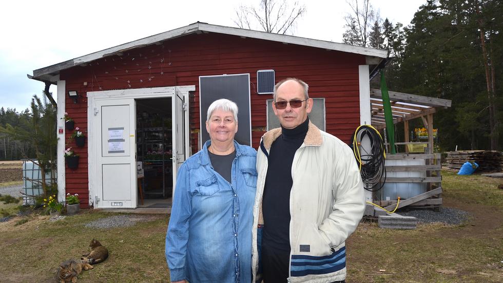 Susann och Hugo Kinhult driver ”Ladan i Somneryd” utanför Furusjö. 