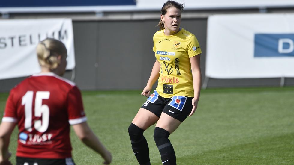 Moa Axelsson kom till Mariebo 2020 – nu lämnar hon för rivalen Husqvarna FF.