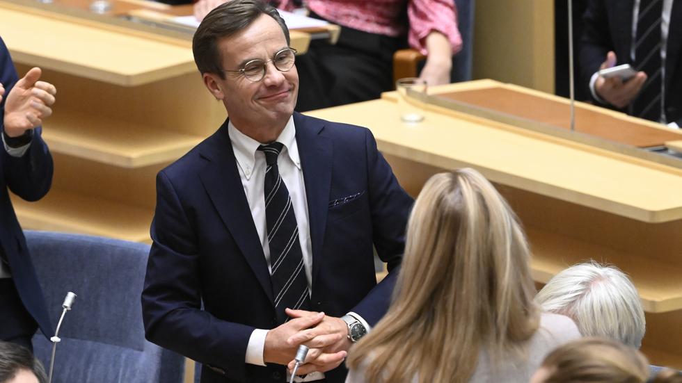 Riksdagen har valt Moderatledaren Ulf Kristersson (M) som Sveriges nye statsminister.
Röstsiffrorna blev 176 mot 173. 
Foto: Fredrik Sandberg / TT