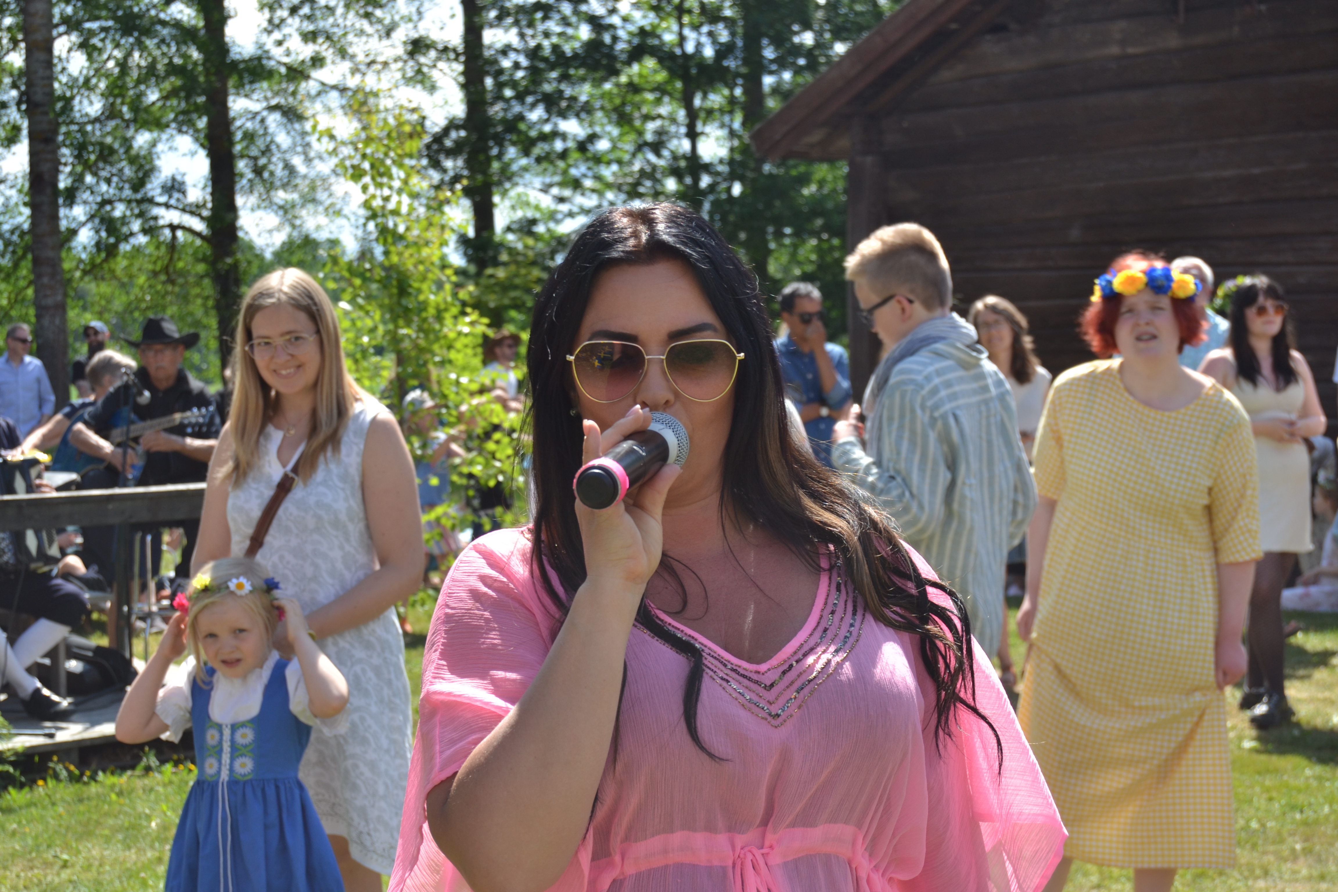 Midsommarfirande På Söderala Hembygdsgård – Söderhamns-Kuriren