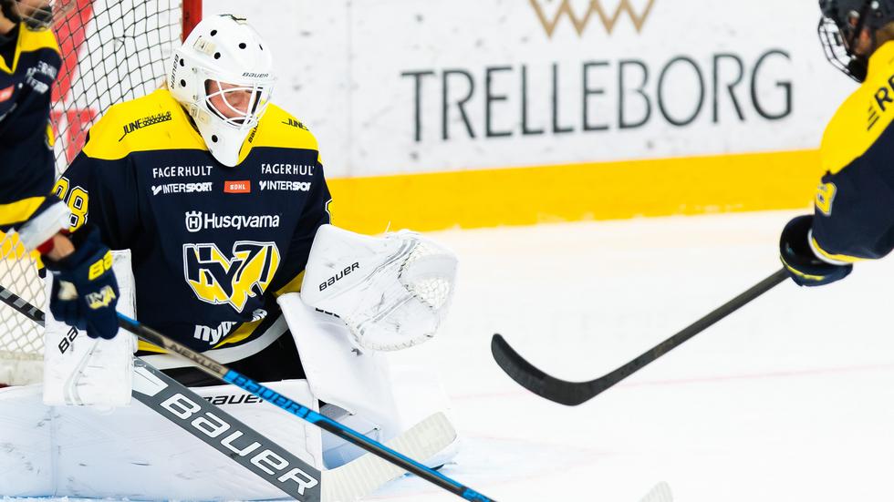 Lina Van Noort gjorde en kanonmatch när HV71 krossade Brynäs på bortaplan med 6-1.