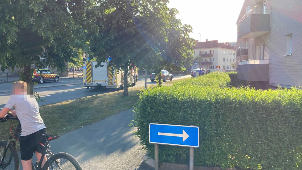 En person har på torsdagskvällen blivit påkörd av en bilist på Torpagatan i Jönköping.