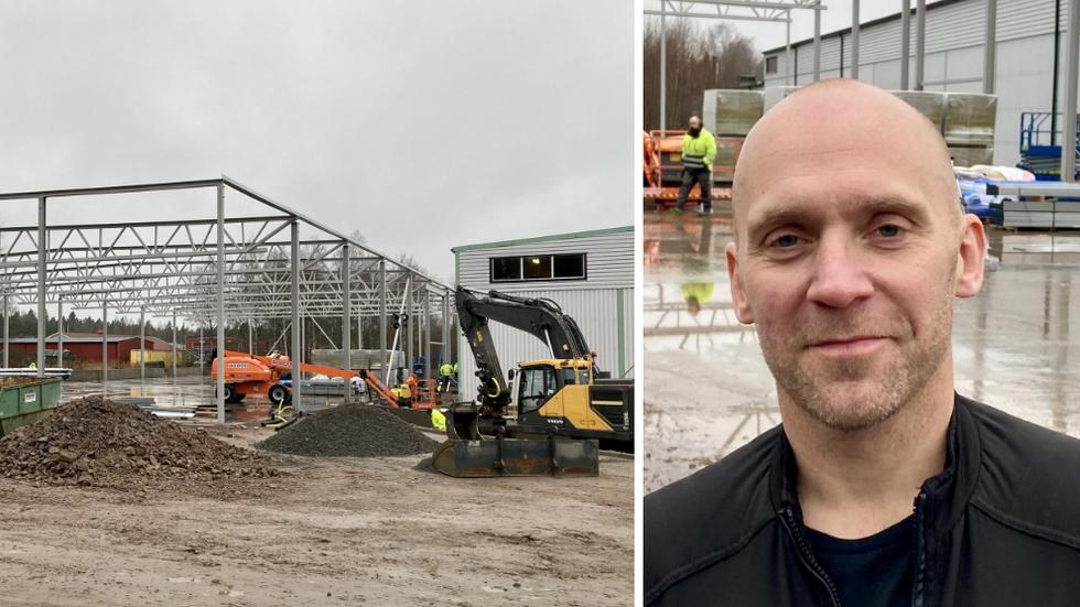 Markus Bergström, produktionschef på Modul-System i Mullsjö. Just nu byggs ny lagerlokal.