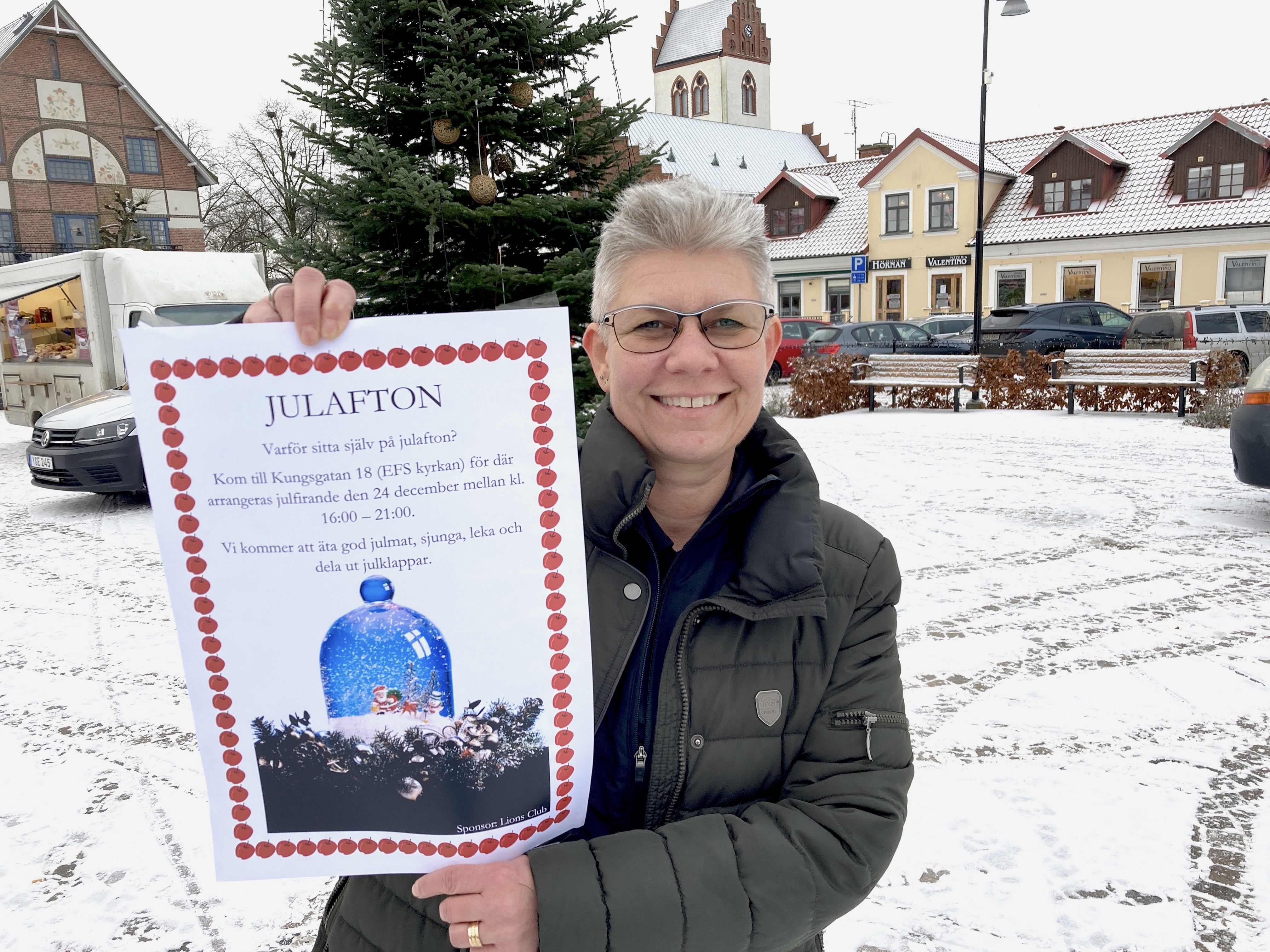 Bjuder In Till Julfirande I Värme Och Gemenskap Det Här är Vår Stora Julfamilj Skånska