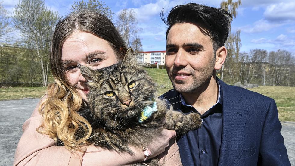 Alexandra Lisa Jackson och Sahar Gul Shirzad har arbetat länge med att få igång sitt kattkafé i Jönköping. Bilden är från i våras då paret för första gången berättade om sin idé.