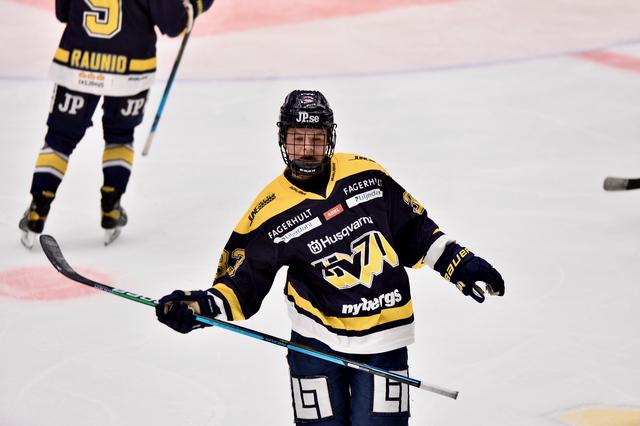 Mira Jungåker pricksköt 2–0 till HV71.