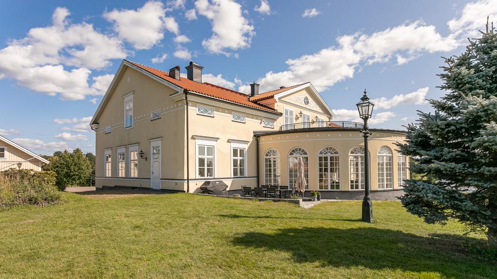 Riddersbergs säteri ska bli bostadsrätter. 
Foto: Robert Larsson, Västanhem