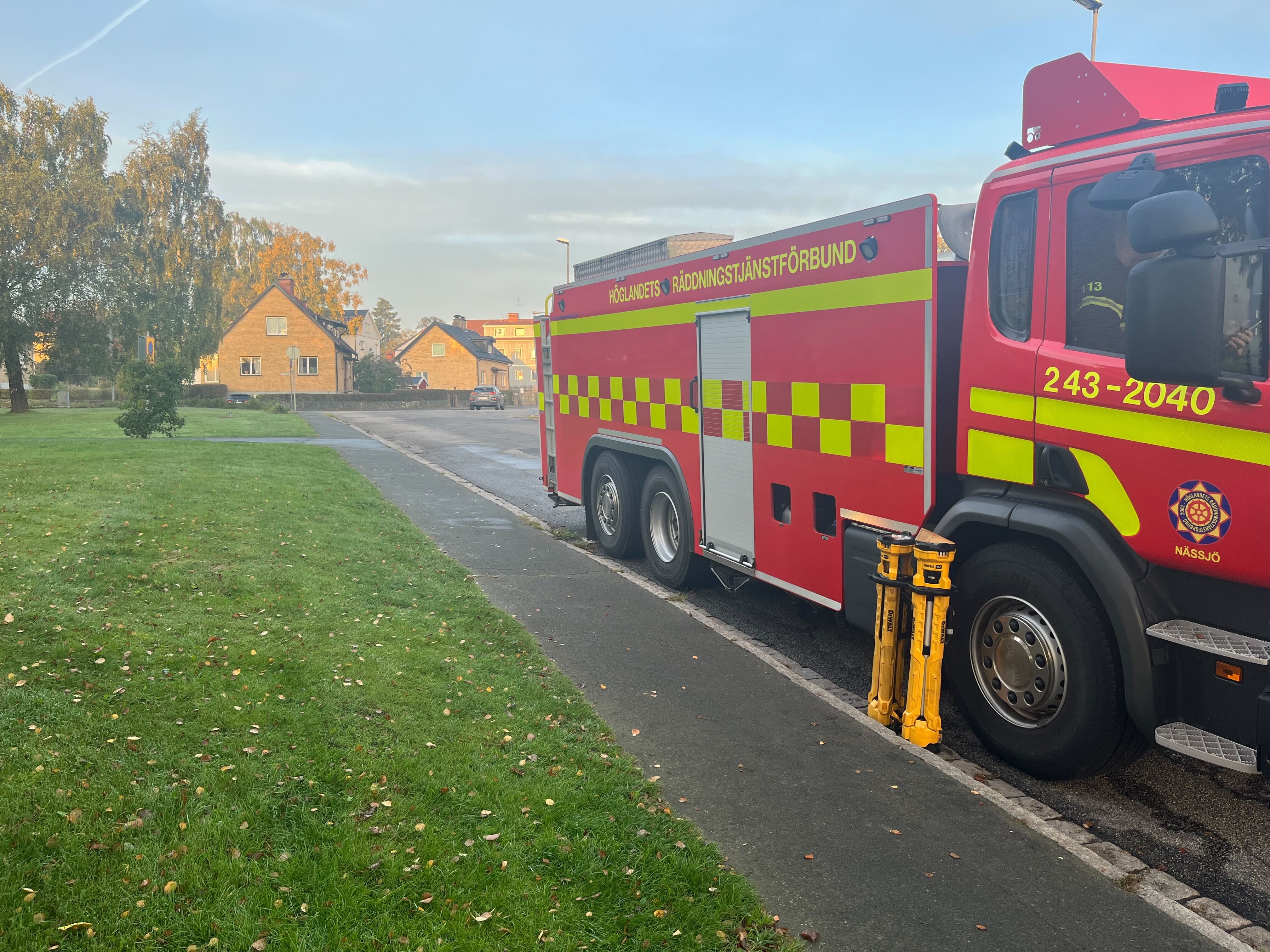 Man Till Sjukhus Efter Radhusbrand – En Gripen För Mordbrand ...