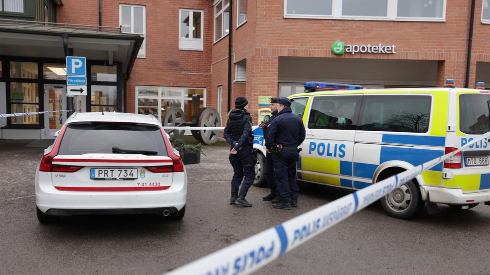 Polisen var på plats vid Vrinnevisjukhuset i Norrköping efter att en man fritagits på onsdagen. 