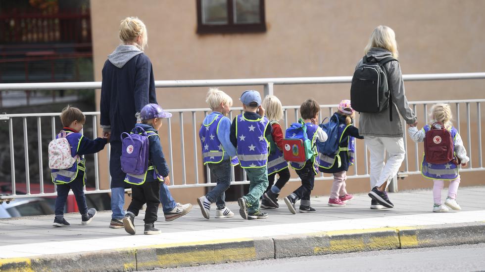 Från 1 januari 2023 höjer Jönköpings kommun avgifterna för de som har barn i förskola, fritidshem eller pedagogisk omsorg. Genrebild