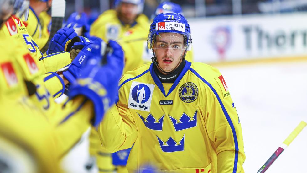 Isac Brännström sköt Tre Kronors 2-1-mål i 6-2-segern mot Finland i Umeå.