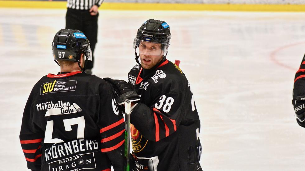 Martin Thörnberg gjorde två poäng mot Hanhals, har gjort nio på de fem inledande matcherna i hockeyettan.