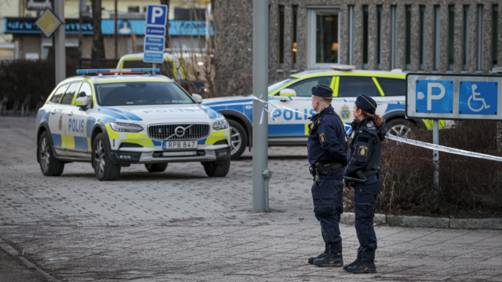 Insatsen utanför polishuset i Norrköping förra veckan.