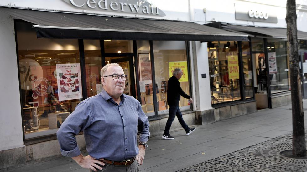 Jan Urge har valt att stänga Cederwalls Skor efter den tuffa tiden. 