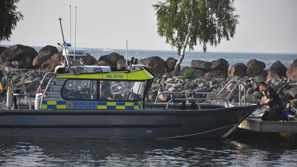 Sjöpolisen assisterade vid Vätterstranden, vid Oset och i Huskvarnaån, under förra sommaren för att prata med vattenskoterförare.