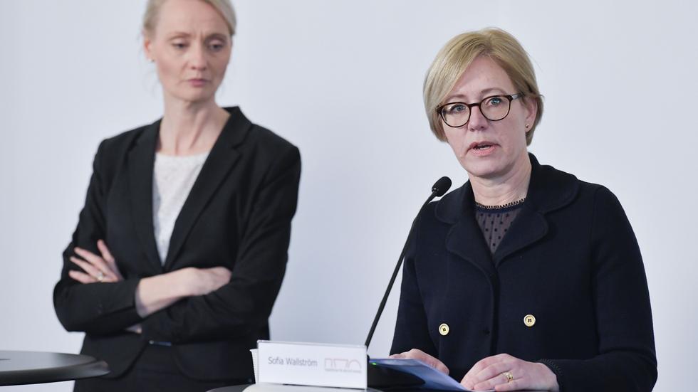 Karin Tegmark Wisell, överläkare och avdelningschef, Folkhälsomyndigheten och Sofia Wallström, generaldirektör, Inspektionen för vård och omsorg
