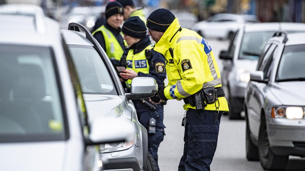 Antalet återkallade körkort av Transportstyrelsen har ökat med 30 procent de senaste fem åren. Foto: Johan Nilsson/TT