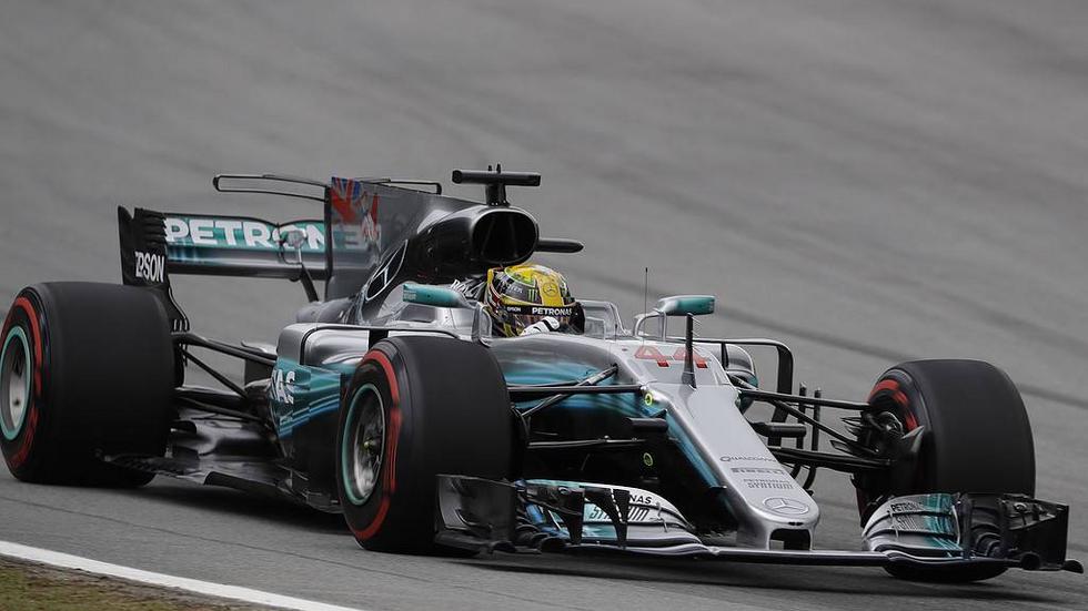 Lewis Hamilton i sin Mercedes. Arkivbild.