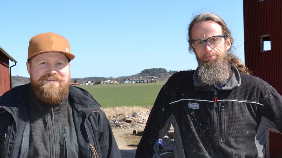 Richard J Waldemarsson och André Blomgren är två av flera företagare som har flyttat in i Lyckås Gårds gamla lada.
