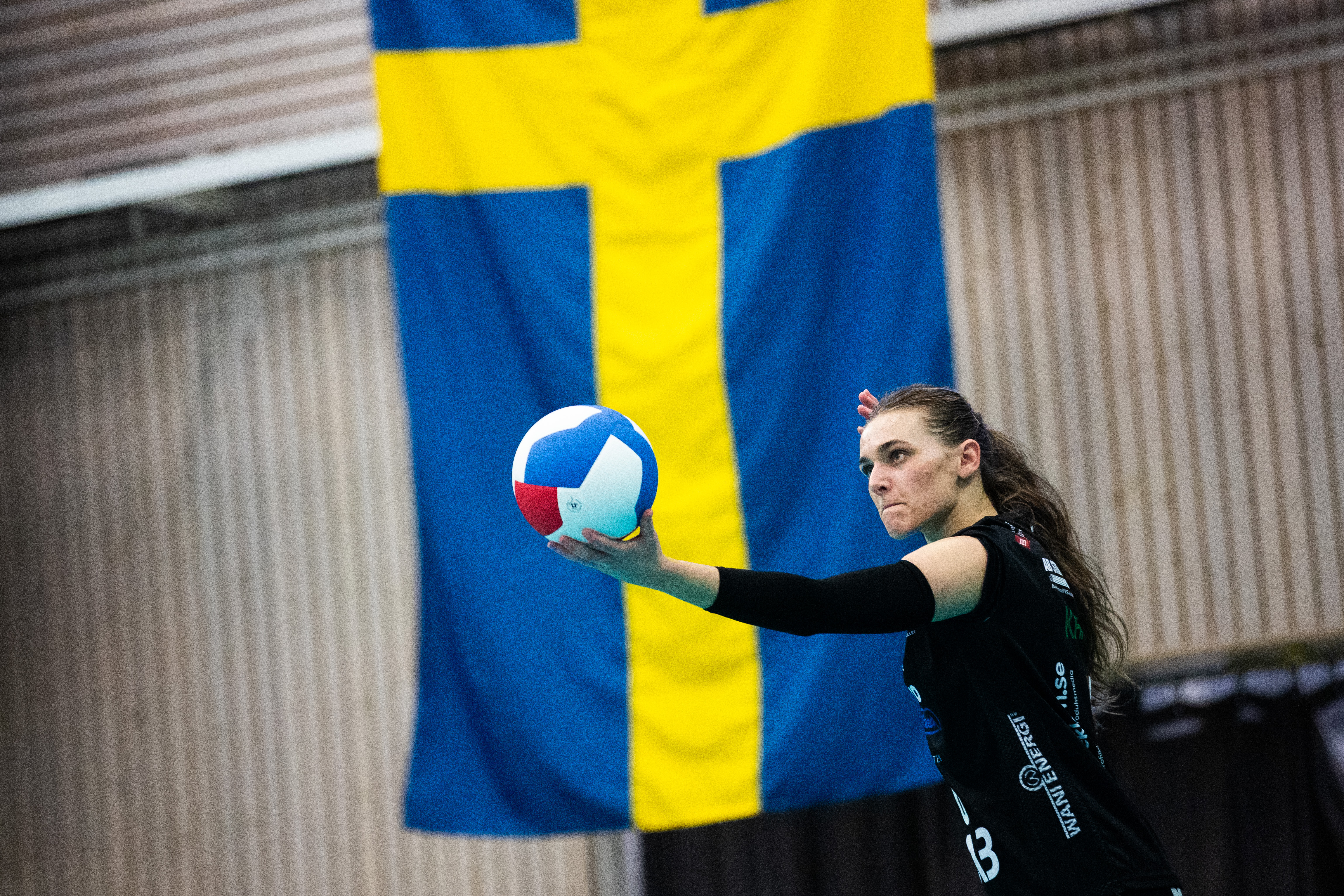 Amerikanska stjärnan Kira Thomsen är en av spelarna som tagits ut i årets lag från Örebro.