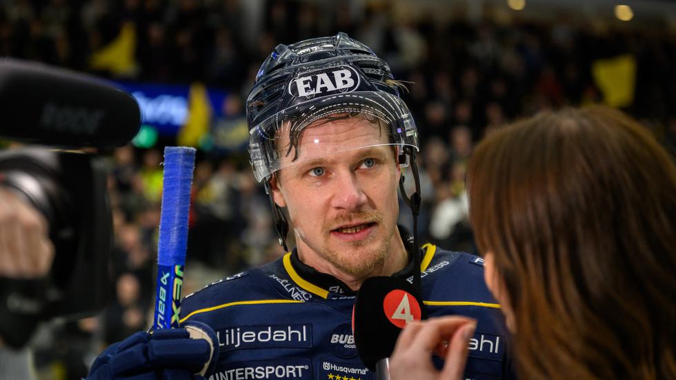 Simon Önerud spelar gärna hockey i HV71 även nästa säsong.