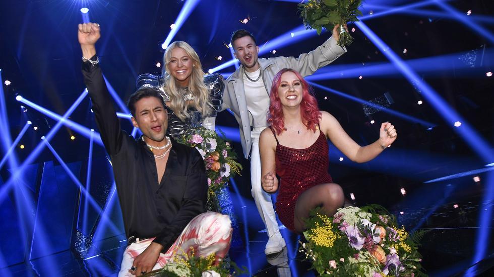 Klara Hammarström, Paul Rey Alvaro Estrella och Clara Klingenström gick till final under Melodifestivalens deltävling Andra Chansen.
Foto: Claudio Bresciani/TT 