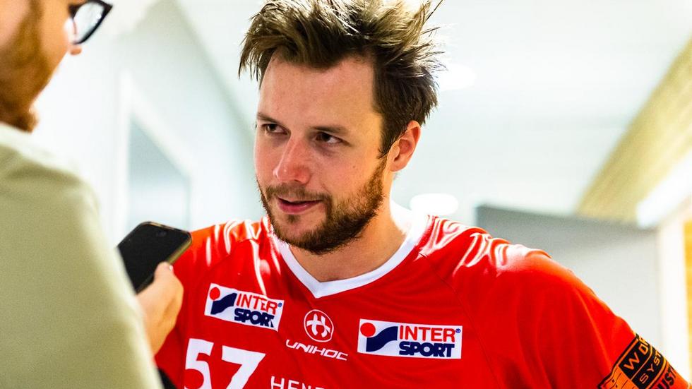 Rickard Hessmer gjorde ett mål och passade till ett när JIK föll stort borta mot Växjö.