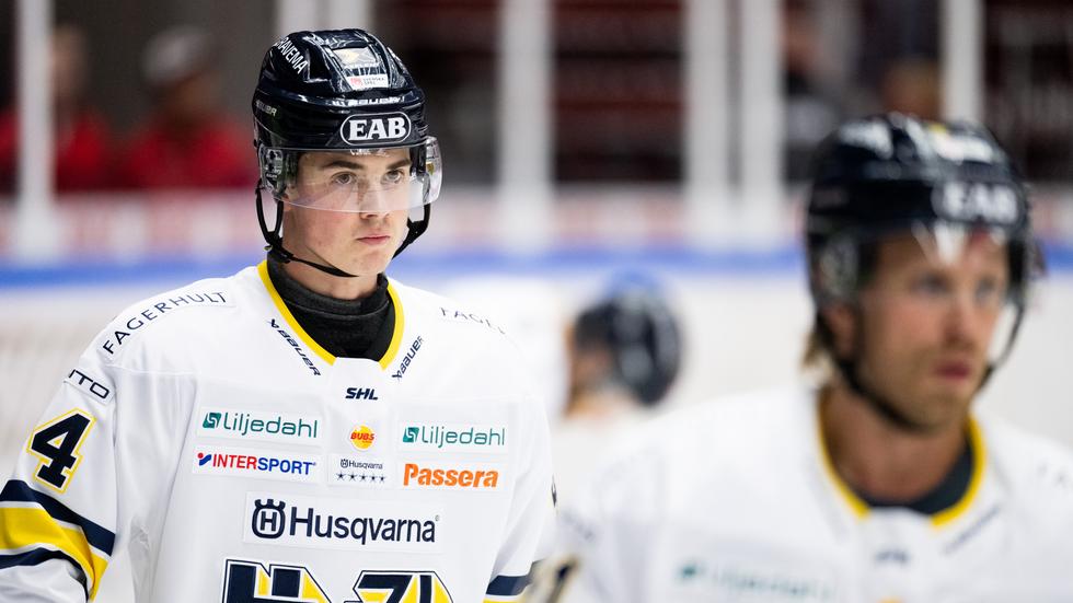 Hugo Fransson, utlånad till HC Dalen från HV71, ska spela landslagshockey i februari. 