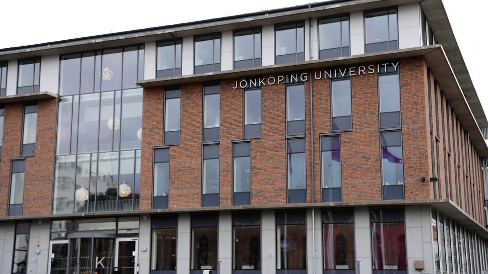 Jönköping University startar en ny utbildning för ämneslärare i matematik hösten 2023. Universitetskanslersämbetet (UKÄ) har redan fattat ett positivt beslut om ett examenstillstånd.