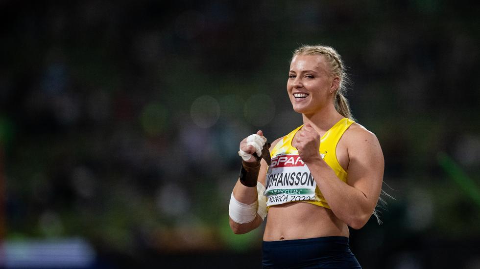 Axelina Johansson från Hagafors i Vaggeryd håller på att etablera sig i den yppersta världseliten. Satte nytt svenskt rekord i natt.