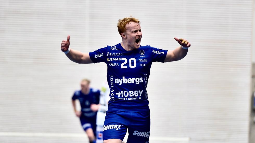 Gustaf Wedberg var bra och gjorde sex mål när Hallby tog sig vidare i Svenska Cupen.