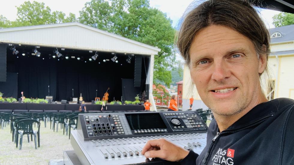 Johan Torstensson, som driver företaget LjudJohan, stod för tekniken under El Duderinos festival ”Square of love” i juli.
