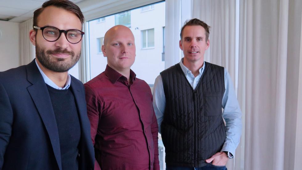 Alex Liljeblom, vd Interesta tillsammans med Joakim Curenstam och Andreas Gillsberg på företaget.