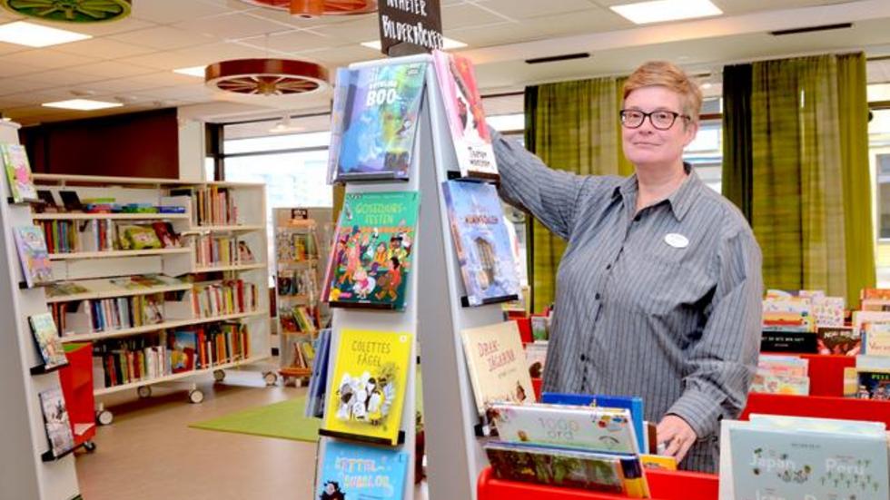 Åsa Storck, bibliotekschef i Vaggeryds kommun är nöjd över den nya utdelningen.