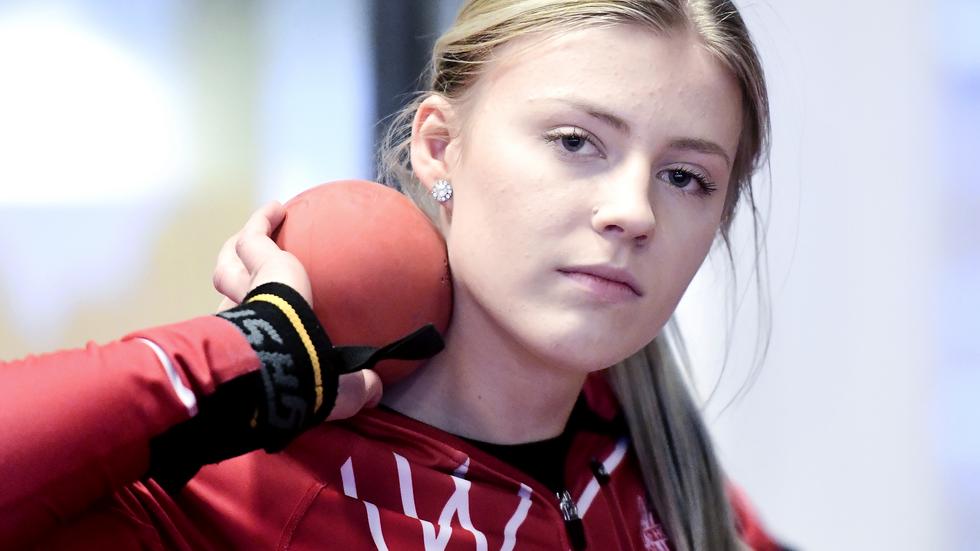 Axelina Johansson stötte fina 16.63 i Falun.